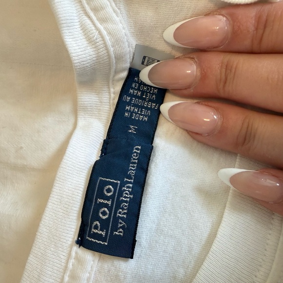 Polo by Ralph Lauren White Tee with Bear Design - Picture 4 of 4